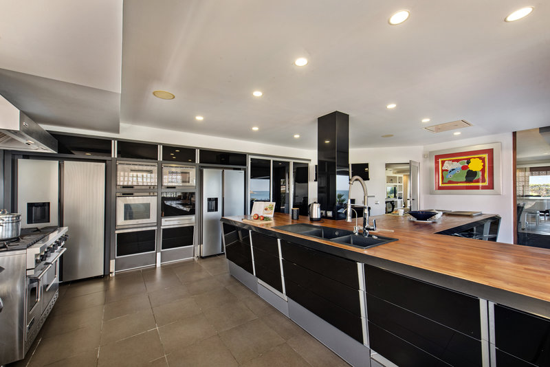 Luxury 8 Bedroom Ocean Front Villa Olhos D'Agua