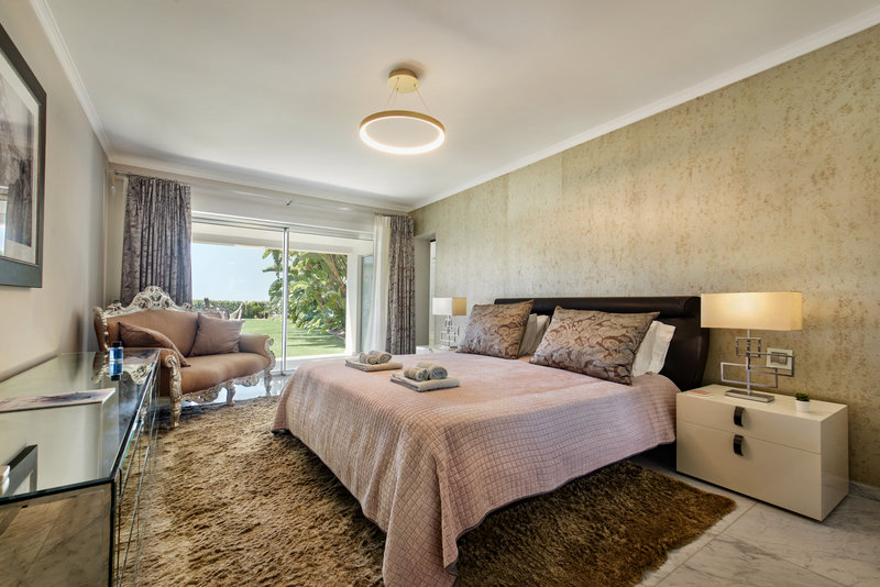 Luxury 8 Bedroom Ocean Front Villa Olhos D'Agua