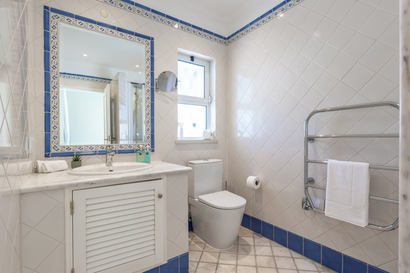 Luxury 6 Bedroom Villa with Private Pool in Vale do Lobo