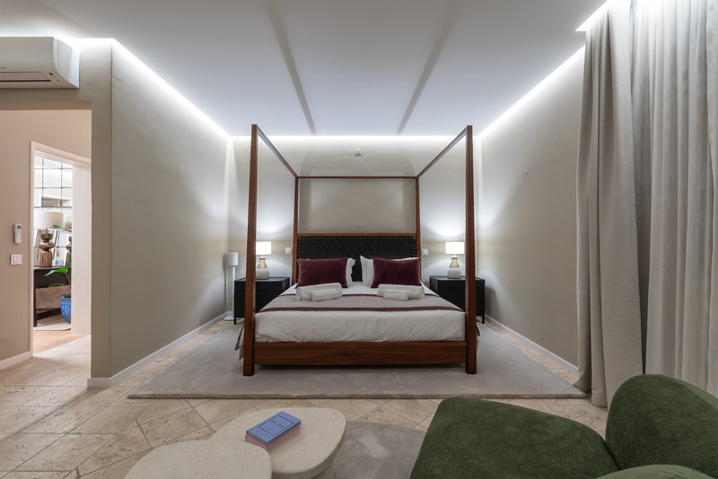 Luxury 6 Bedroom Villa with Private Pool in Vale do Lobo