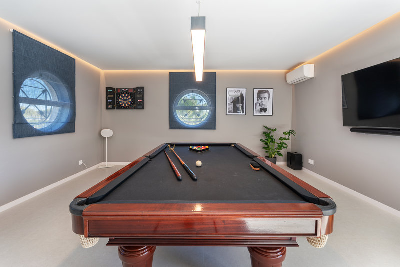 Luxury 6 Bedroom Villa with Private Pool in Vale do Lobo