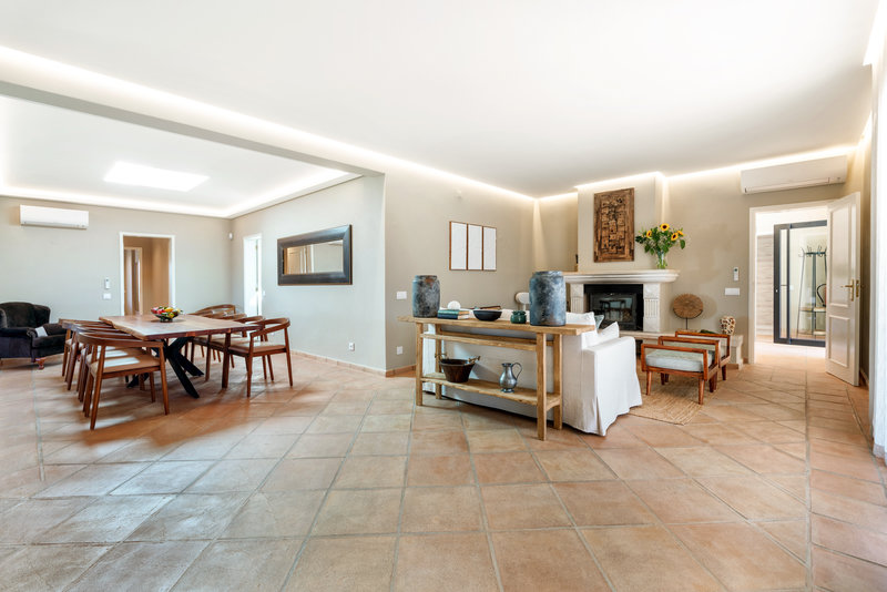 Luxury 6 Bedroom Villa with Private Pool in Vale do Lobo