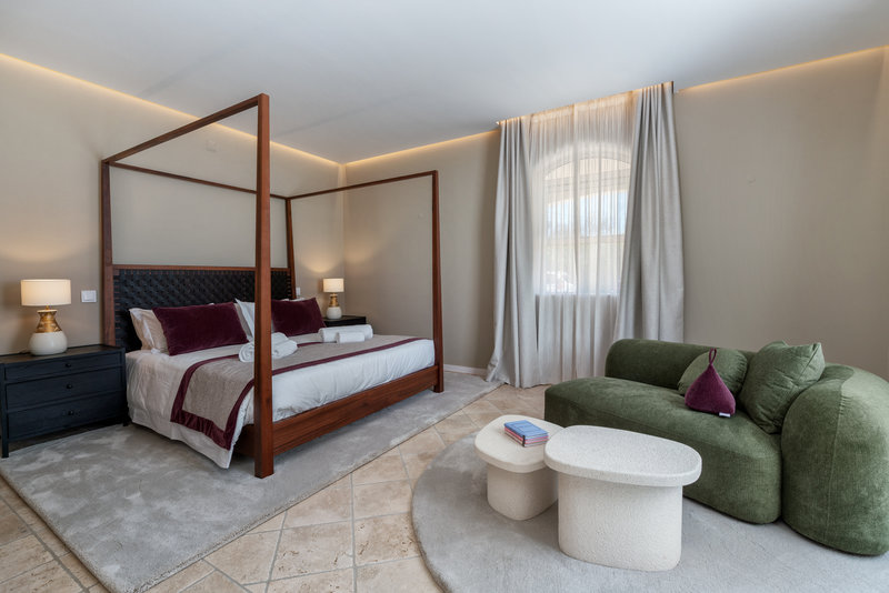 Luxury 6 Bedroom Villa with Private Pool in Vale do Lobo