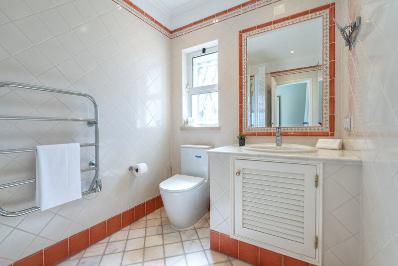 Luxury 6 Bedroom Villa with Private Pool in Vale do Lobo