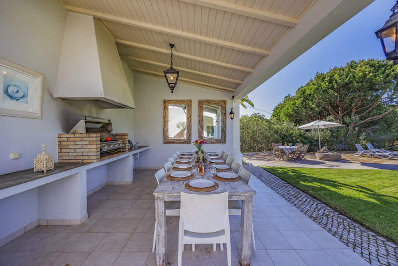5 Bedroom Family Villa Quinta do Lago | Large Algarve Villa with Pool