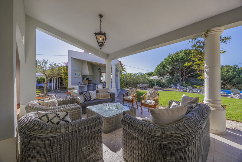 5 Bedroom Family Villa Quinta do Lago | Large Algarve Villa with Pool