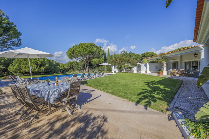 5 Bedroom Family Villa Quinta do Lago | Large Algarve Villa with Pool