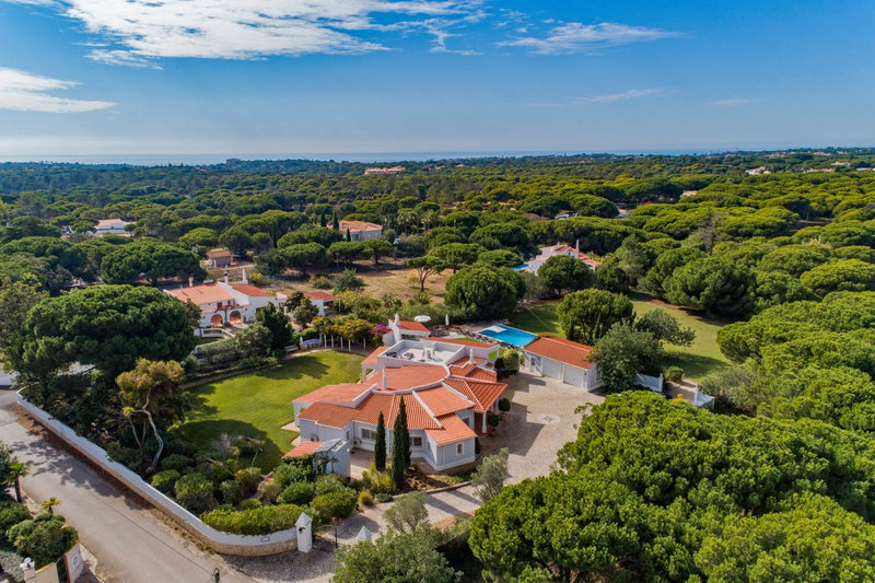 5 Bedroom Family Villa Quinta do Lago | Large Algarve Villa with Pool