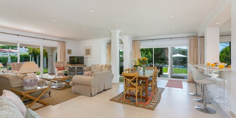 Quinta Do Lago Villa Open Plan Kitchen Lounge