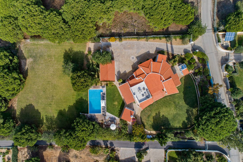5 Bedroom Family Villa Quinta do Lago | Large Algarve Villa with Pool