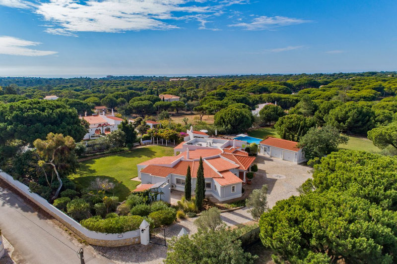 5 Bedroom Family Villa Quinta do Lago | Large Algarve Villa with Pool