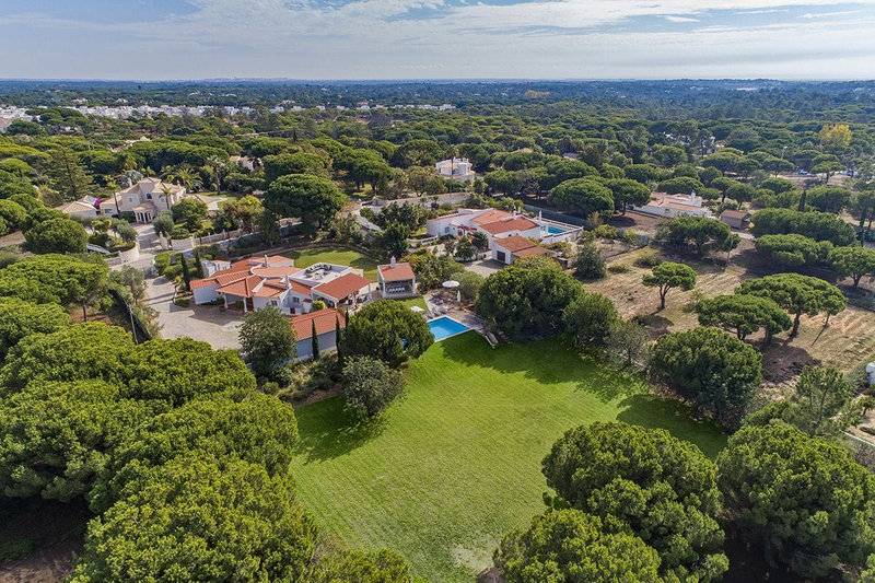 5 Bedroom Family Villa Quinta do Lago | Large Algarve Villa with Pool