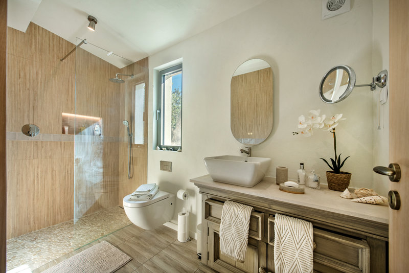 Luxury Algarve Villa Rental in Almancil with Private Pool & Garden