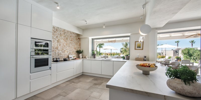 Holiday Vacation Villa Almancil Self Catering Kitchen