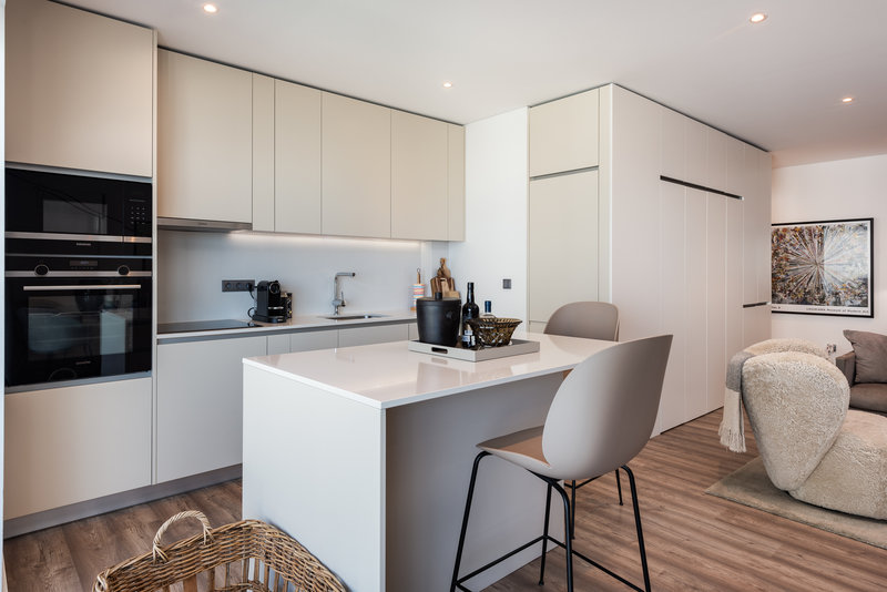 Holiday Apartment in Quarteira with Pool, 2 Bedrooms, Terrace & Parking