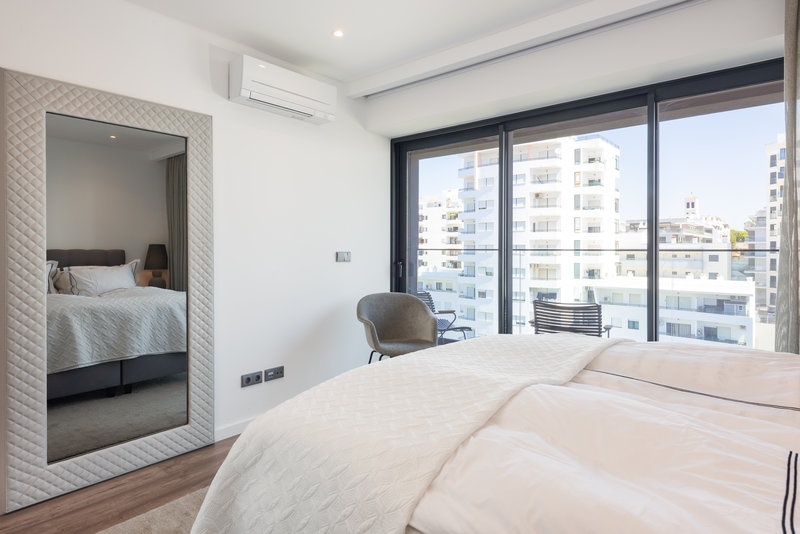 Holiday Apartment in Quarteira with Pool, 2 Bedrooms, Terrace & Parking