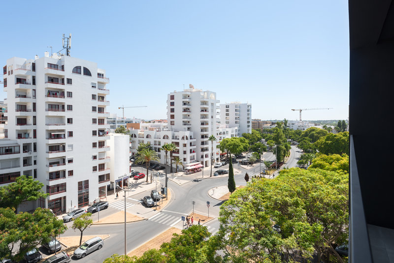 Holiday Apartment in Quarteira with Pool, 2 Bedrooms, Terrace & Parking