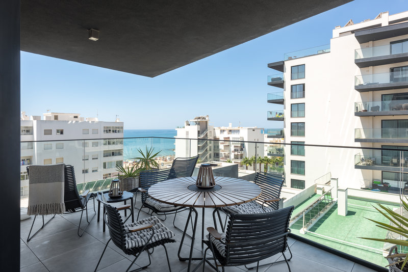 Holiday Apartment in Quarteira with Pool, 2 Bedrooms, Terrace & Parking