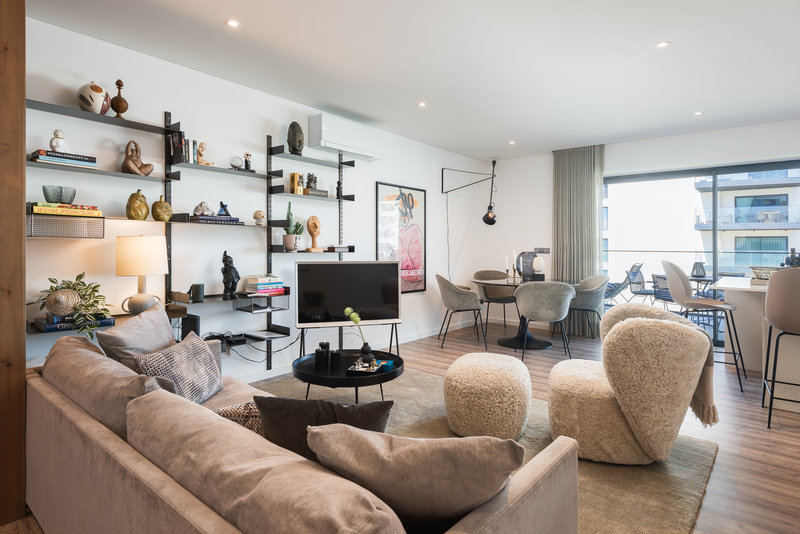 Holiday Apartment in Quarteira with Pool, 2 Bedrooms, Terrace & Parking