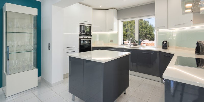 Apartment Kitchen Near Tennis Centre