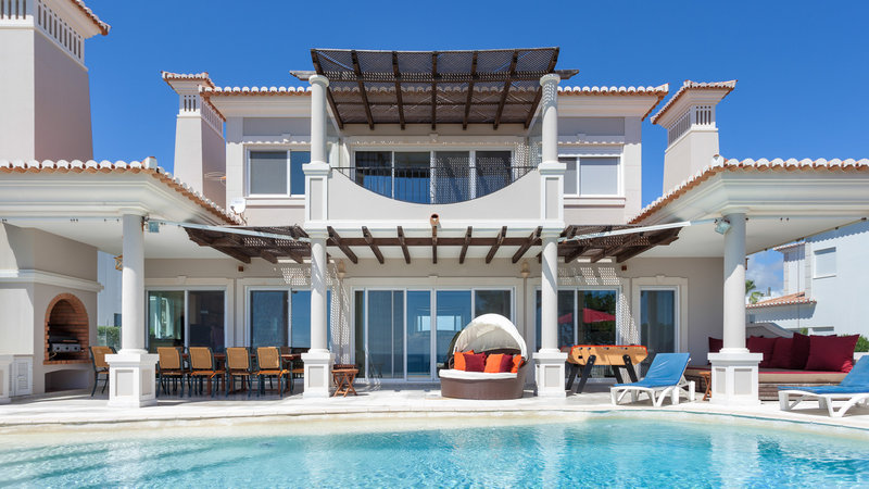 Luxury 6 Bedroom Villa with Sea Views Near Julia's Beach, Vale do Lobo