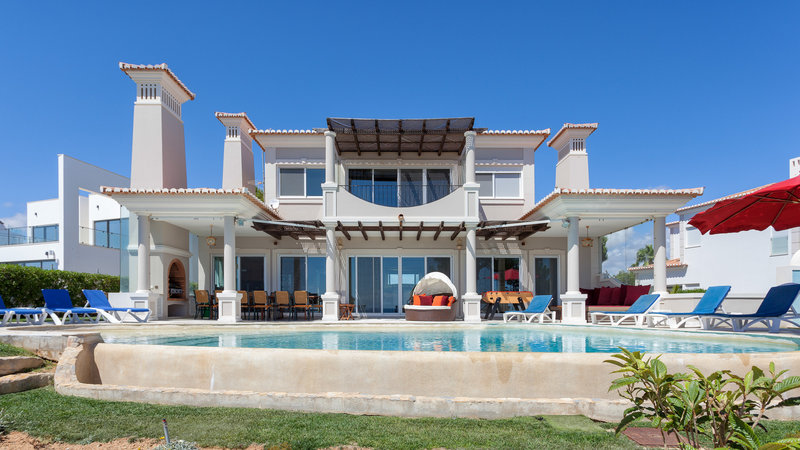 Luxury 6 Bedroom Villa with Sea Views Near Julia's Beach, Vale do Lobo