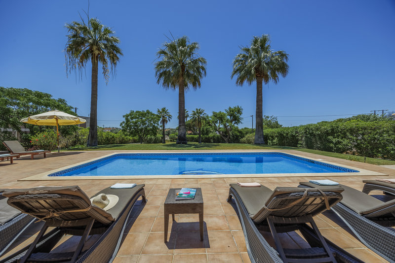 Large 8 Bedroom Villa Near Vilamoura