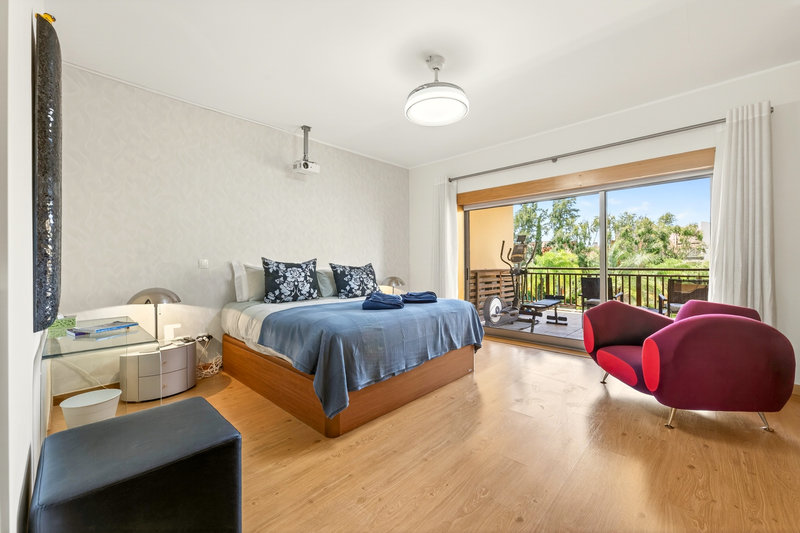 Luxury 3 Bedroom Apartment with Private Rooftop Terrace & Jacuzzi