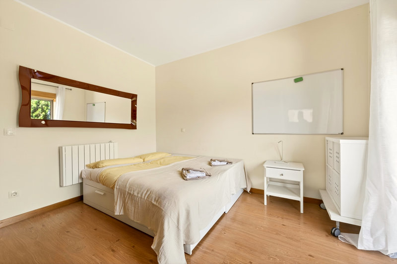 Luxury 3 Bedroom Apartment with Private Rooftop Terrace & Jacuzzi