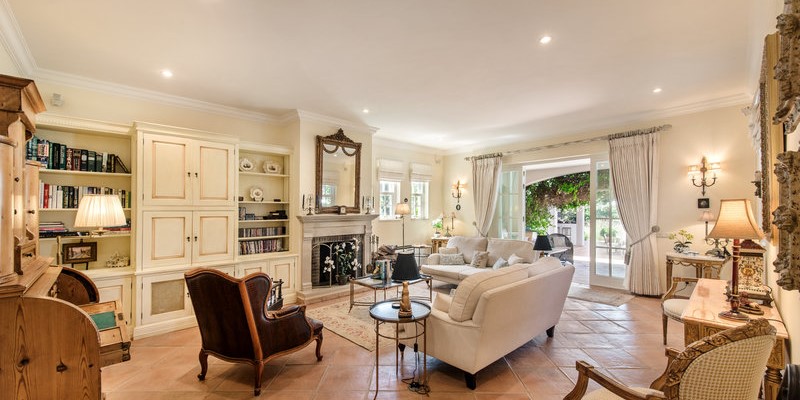 Luxury Living Room In Quinta Do Lago Villa Rental