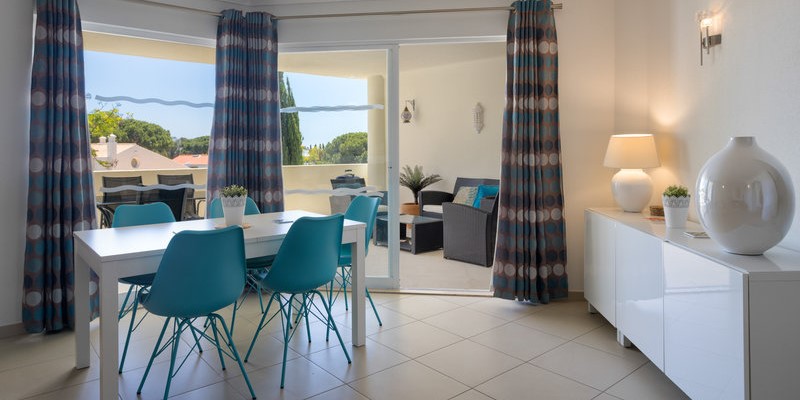 Self Catering Apartment Dining Space Vale Do Lobo