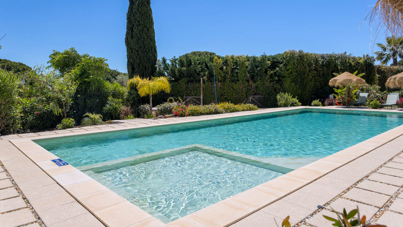 Luxury Apartment in Vale do Lobo with Pool Views