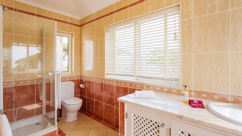 Sea View Villa in Vale do Lobo with Private Pool