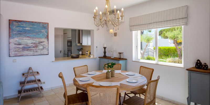Villa Indoor Dining Room Algarve