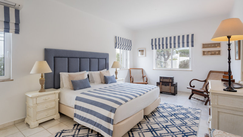 Sea View Villa in Vale do Lobo with Private Pool