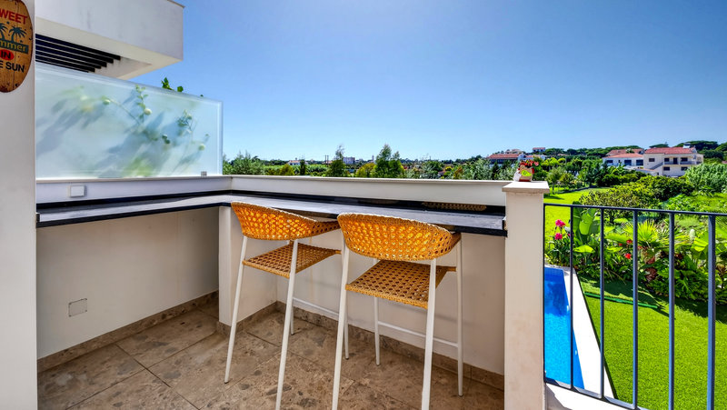 4 Bedroom Villa with Private Pool, Games Room & Putting Green