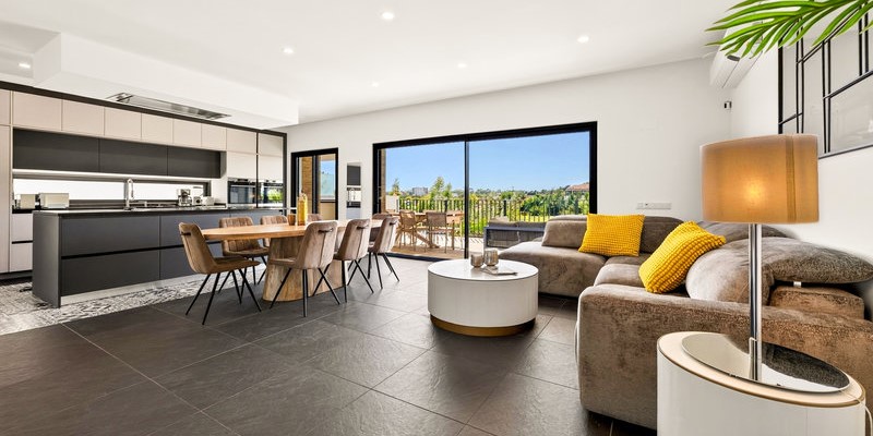 4 Bedroom Villa Open Plan Living Room Quarteira Algarve
