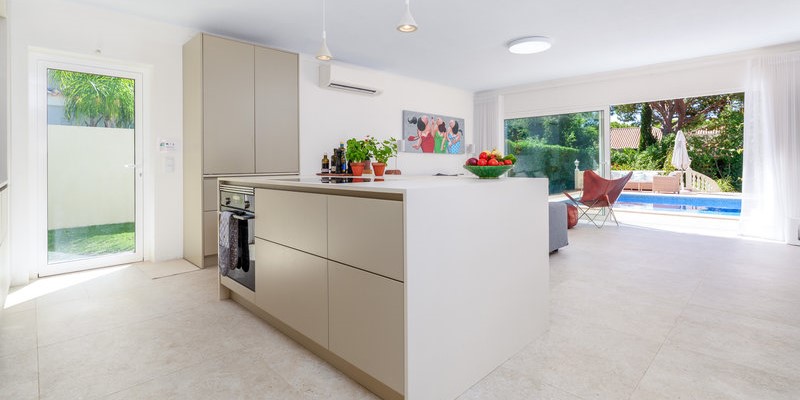 Vilamoura Villa Rental Fully Equipped Kitchen