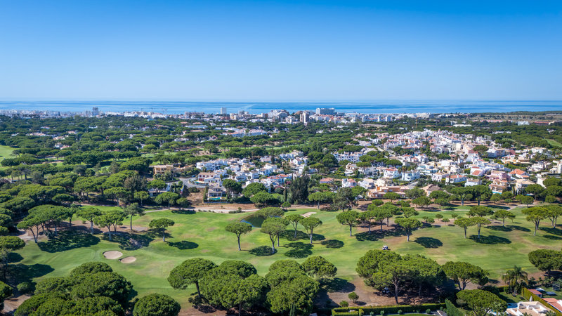 3 Bedroom Villa with Private Pool in Vilamoura
