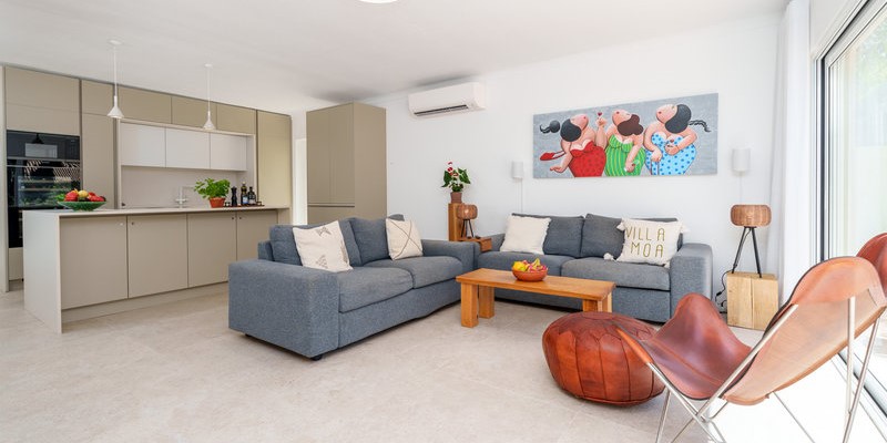 Open Plan Living Kitchen Area Vilamoura Rental