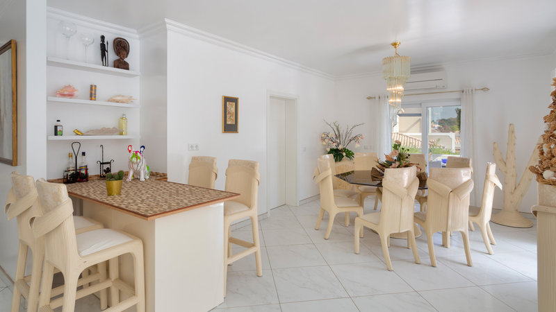 Spacious 4 Bedroom Villa with Private Pool