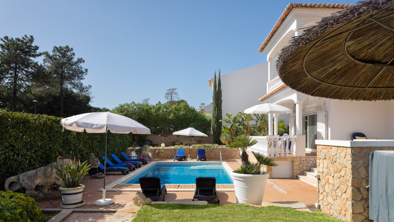 Spacious 4 Bedroom Villa with Private Pool