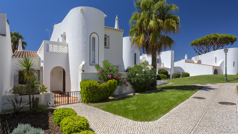 3 Bedroom Villa with Private Pool & Golf Course Views, Vale do Lobo