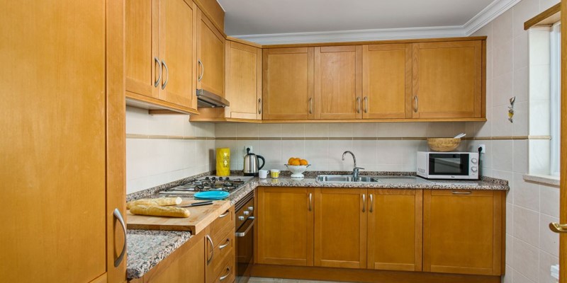 Equipped Kitchen In Albufeira Rental
