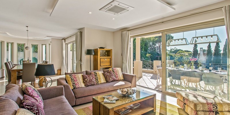 Luxury Interior Holiday Rental Algarve