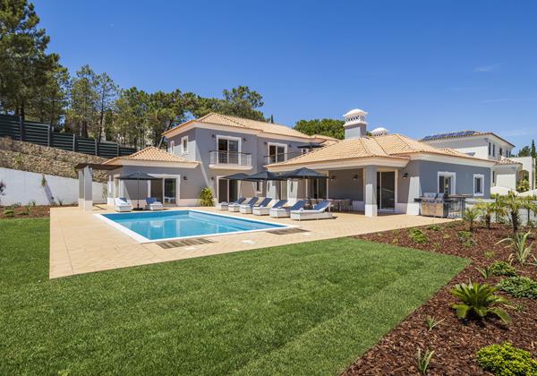 Large Villa To Rent Algarve