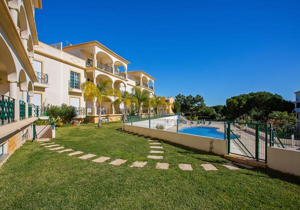 Apartment With Public Pool Algarve