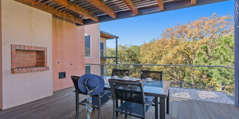 Outside Apartment Terrace Dining Table Vale Do Lobo