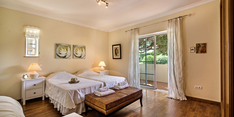Twin Bedroom Holiday Rental Villa Portugal