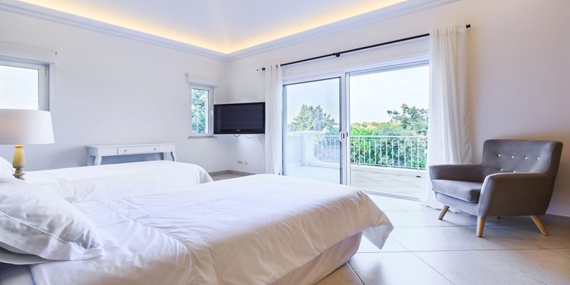 Comfortable Twin Bedroom Villa Rental Quinta Do Lago